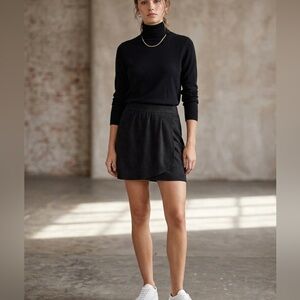 NWOT Aritzia Wilfred Free Faux Suede Wrap Mini Skirt Black XS